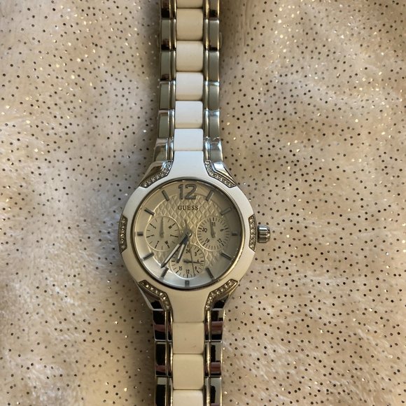 Guess Watch - Picture 2 of 4